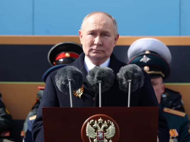 Putin Warns Of Global Clash As Russia Marks Victory In World War Two 50221
