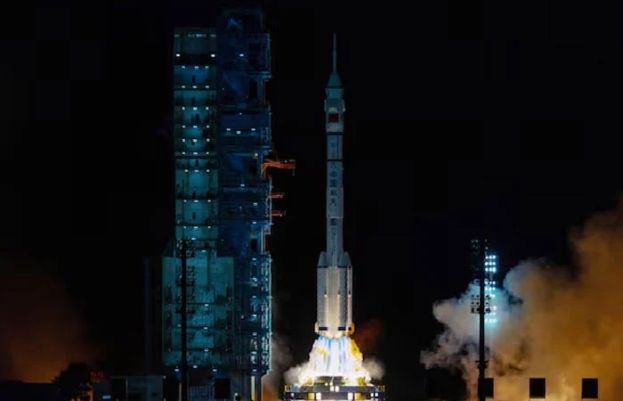 Two Pakistanis Picked For China Space Programme One To Fly As Payload Specialist 76330