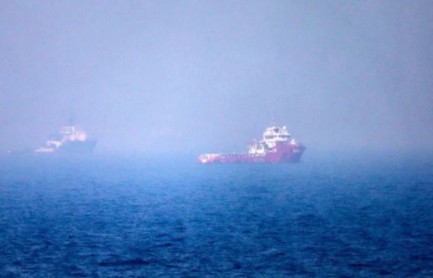 IRGC Navy Two Vessels Suffer Accidents After Attempting To Leave Hormuz Through Unsafe Route 76779