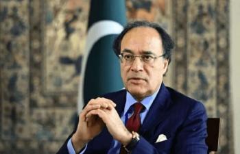 Marches Sitins May Cause Rs120bn Daily Loss To Exchequer Aurangzeb 76893